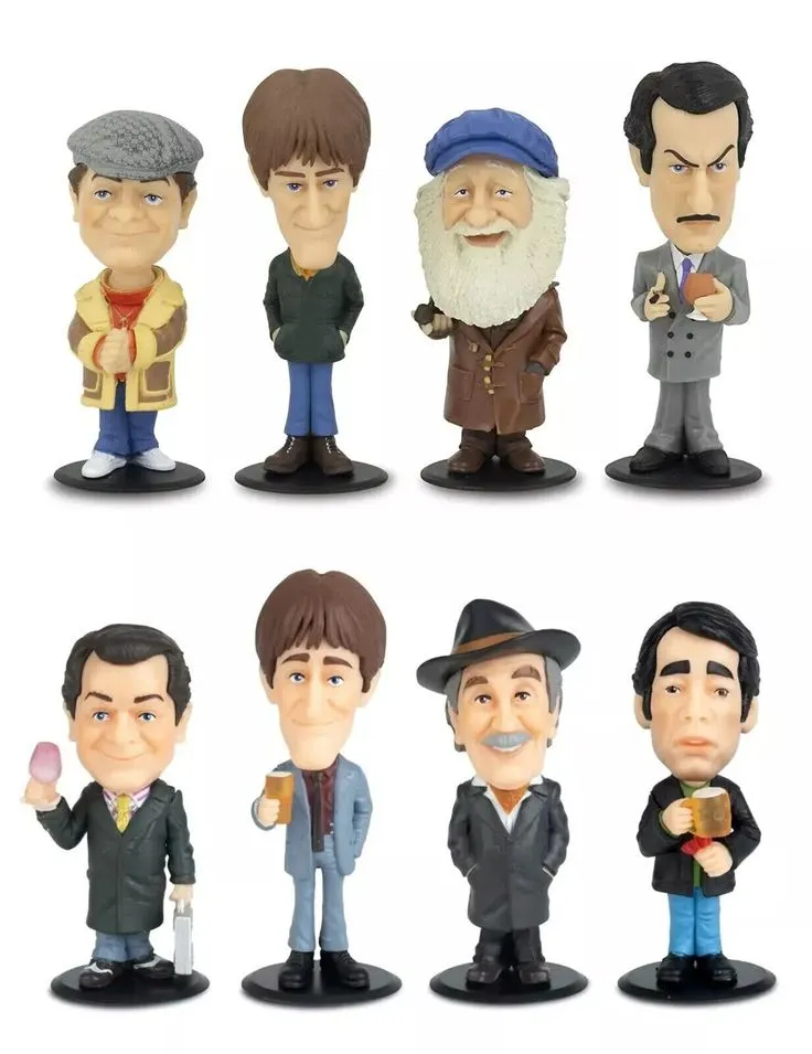 Mini Figurines, Bobbleheads & Unique Collectables